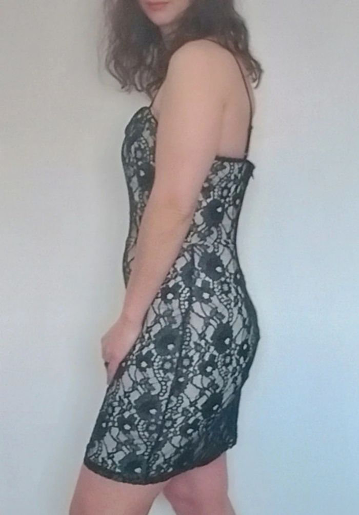 Robe de soirée dentelle taille 42 - photo numéro 6