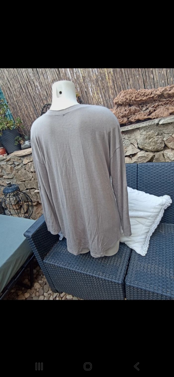 Beau pull fin et léger demi saison taille 42 - photo numéro 6