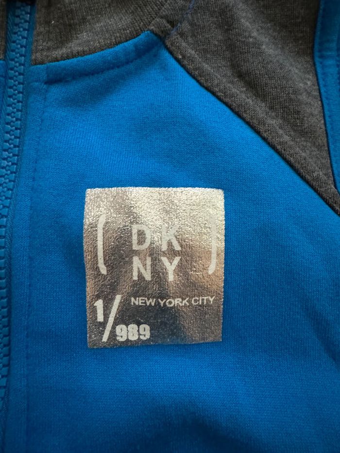 Gilet dkny 4 ans - photo numéro 2