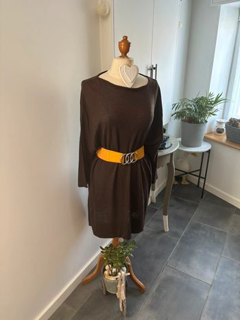 Jolie Robe-Pull marron New Man