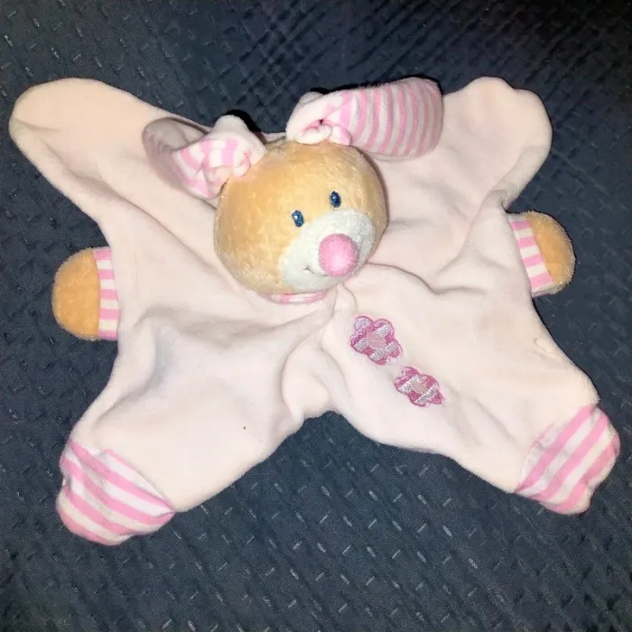 Doudou lapin rose rayé blanc Bout'chou