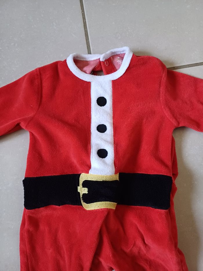 Pyjamas père Noël 12 mois Kiabi - photo numéro 2