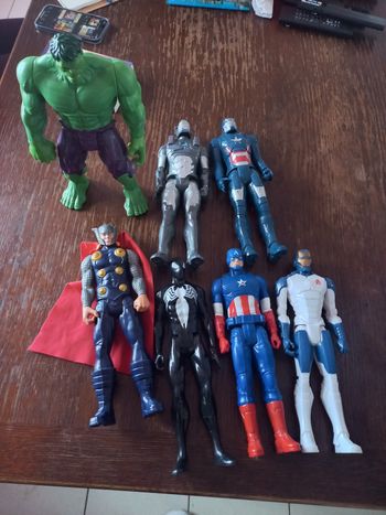 Figurines marvel 10e piece