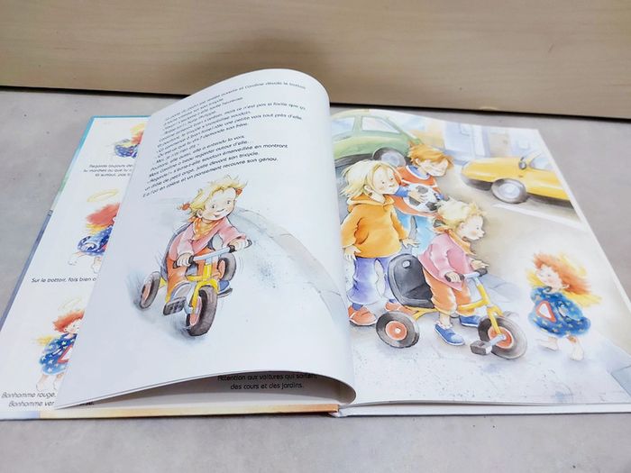 🌺 Livre : L'ange gardien de la route GRUND - photo numéro 2