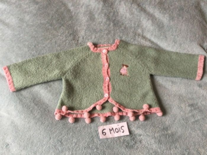Gilet neuf 6 mois