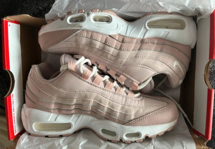 Nike Air Max 95 Oxford rose blanc sommet