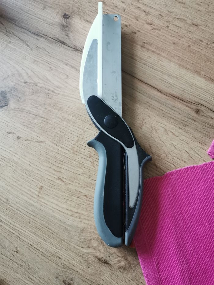 Lot de couteau et autres ustensiles - photo numéro 4