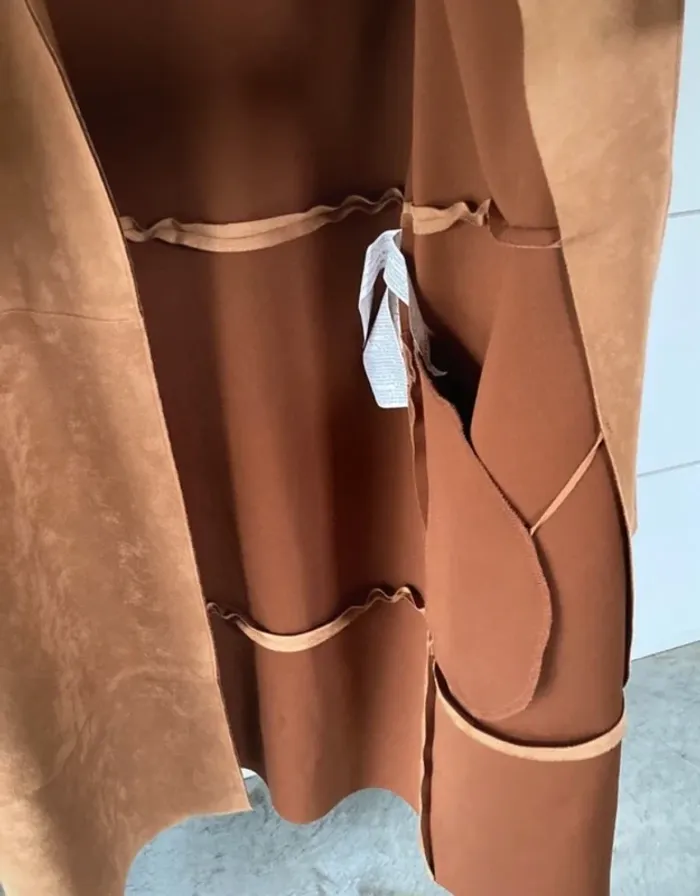 Magnifique manteau imitation daim || taille EUR S || Zara || état impeccable - photo numéro 4