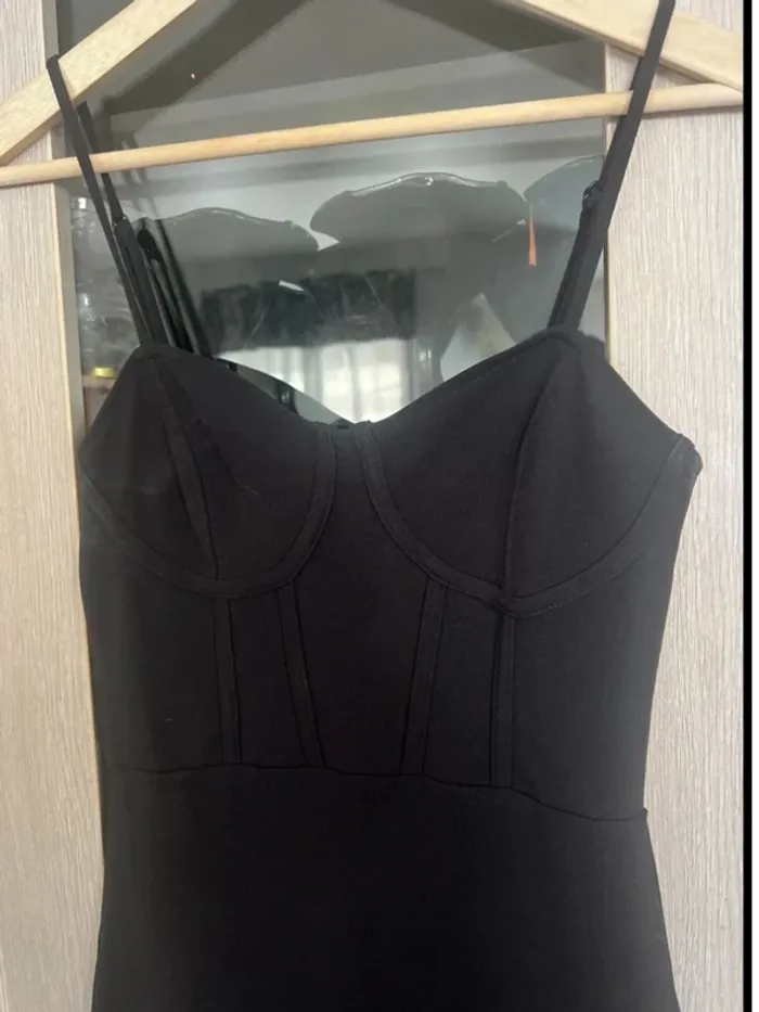 Sublime robe chic et sexy - taille S - neuve - photo numéro 3