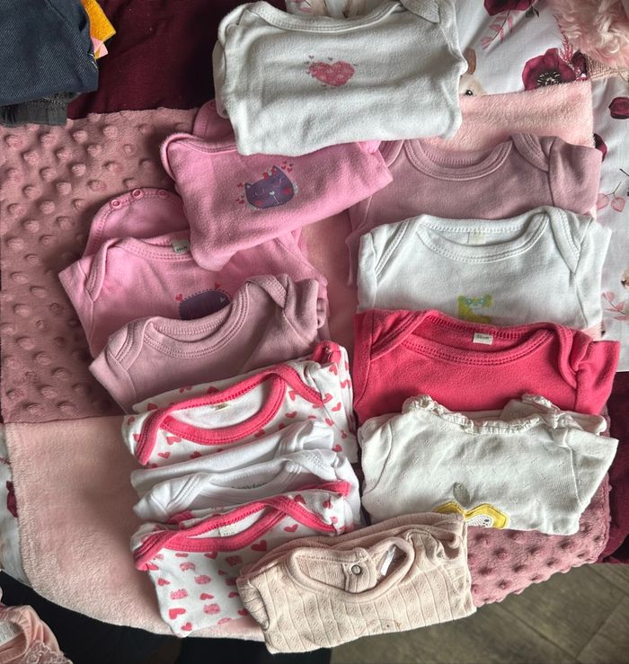 1 mois fille - photo numéro 6