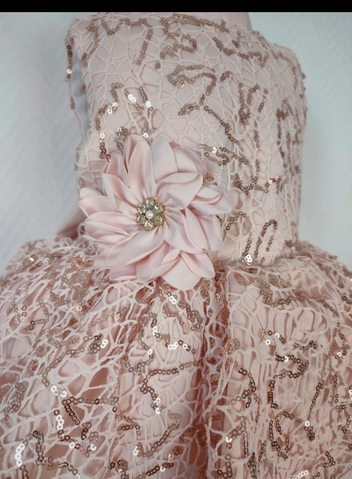 Magnifique robe de cocktail fille - photo numéro 3