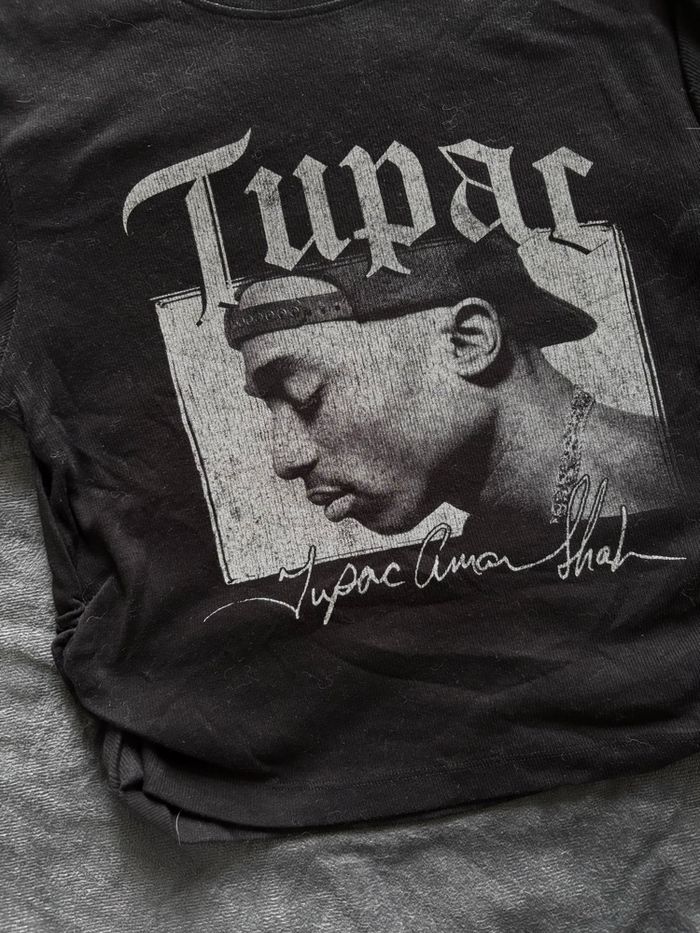 Top court tupac - photo numéro 2
