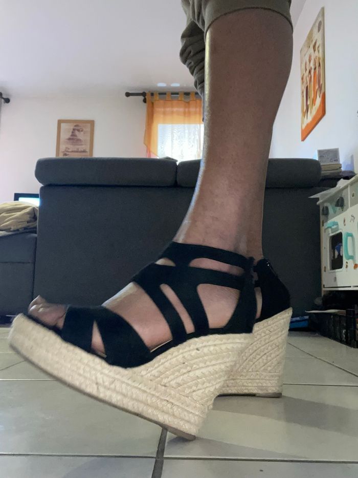 Chaussure compensée femme pointure 38 - photo numéro 10