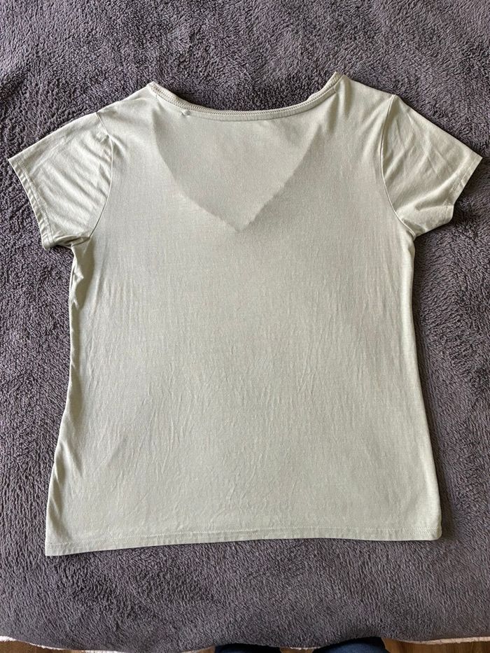 T-shirt 👕 - photo numéro 3