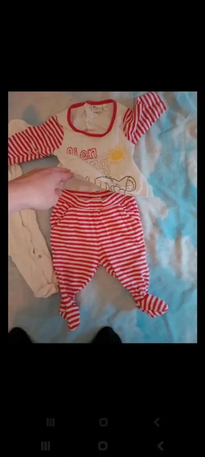 Pyjama leger 3mois - photo numéro 4