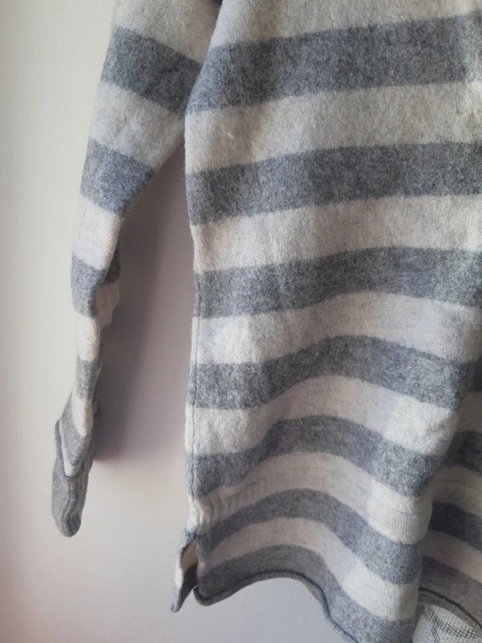 Pull rayé à capuche - photo numéro 4