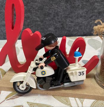 Playmobil - policier sur moto