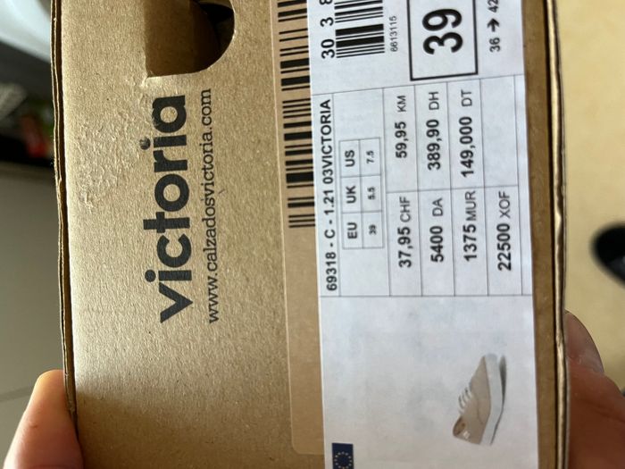 Basket Victoria toutes neuves 39 grises - photo numéro 2