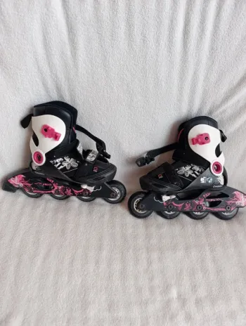 Paire de rollers en ligne pointure 30-32