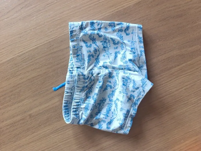 Maillot de bain boxer DMB 2 ans offert - photo numéro 3
