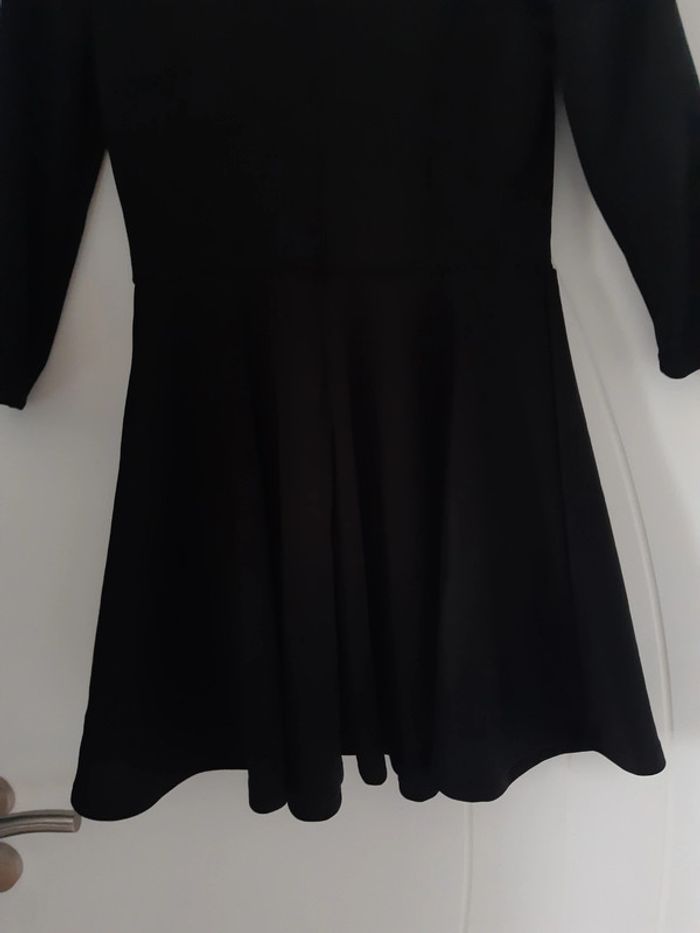 Robe noire - photo numéro 6