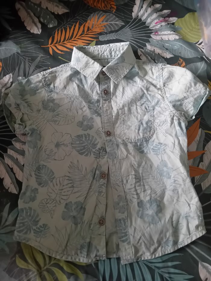 Chemise garçon KIABI – Taille 4 ans (98-107 cm)