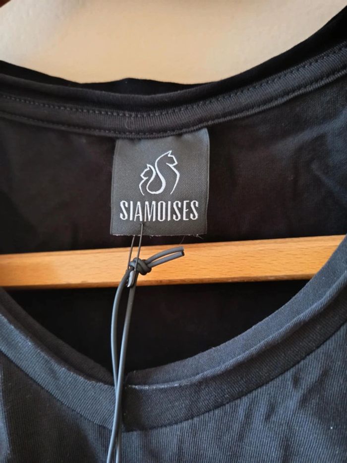 Tee-shirt marque siamoises. - photo numéro 3