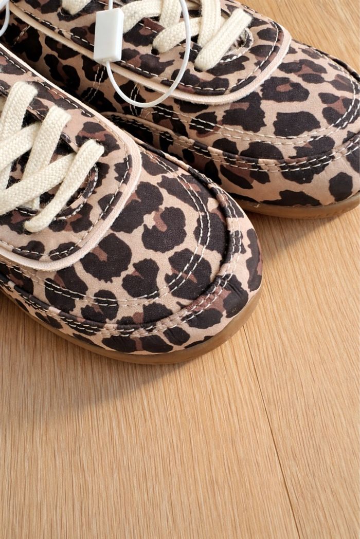 Baskets Zara fille T30 léopard NEUVES - photo numéro 3