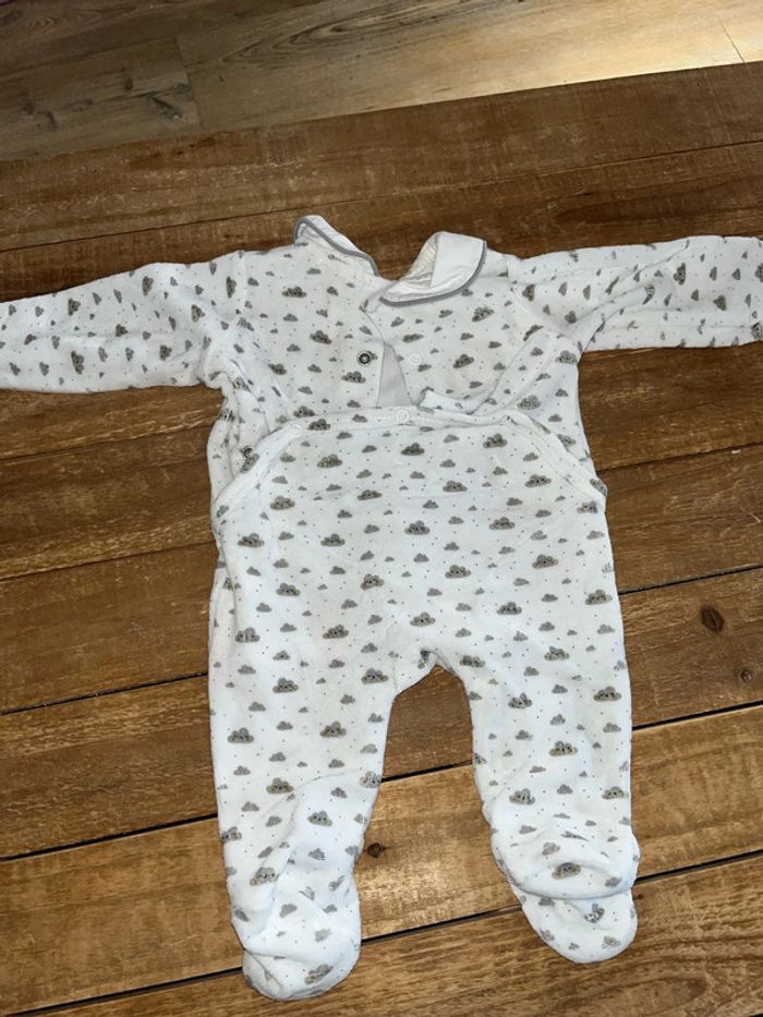 Lot de pyjamas - photo numéro 8