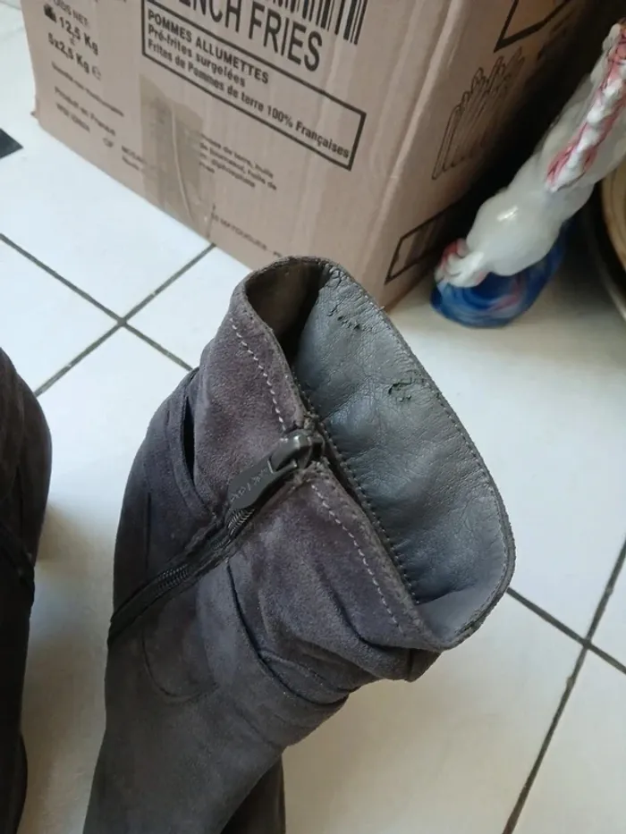 Chaussures/ bottines femme à talon - Taille 37 - photo numéro 3
