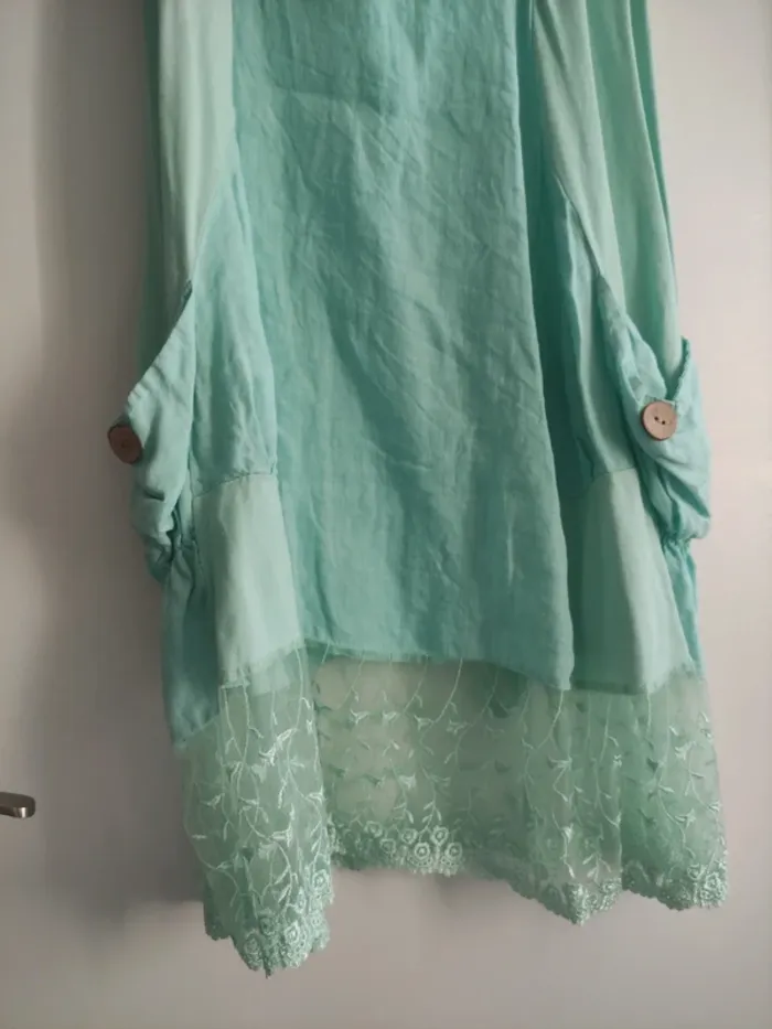 Très belle robe vert d eau en très bon état comme neuve très peu porté taille 36 - photo numéro 2
