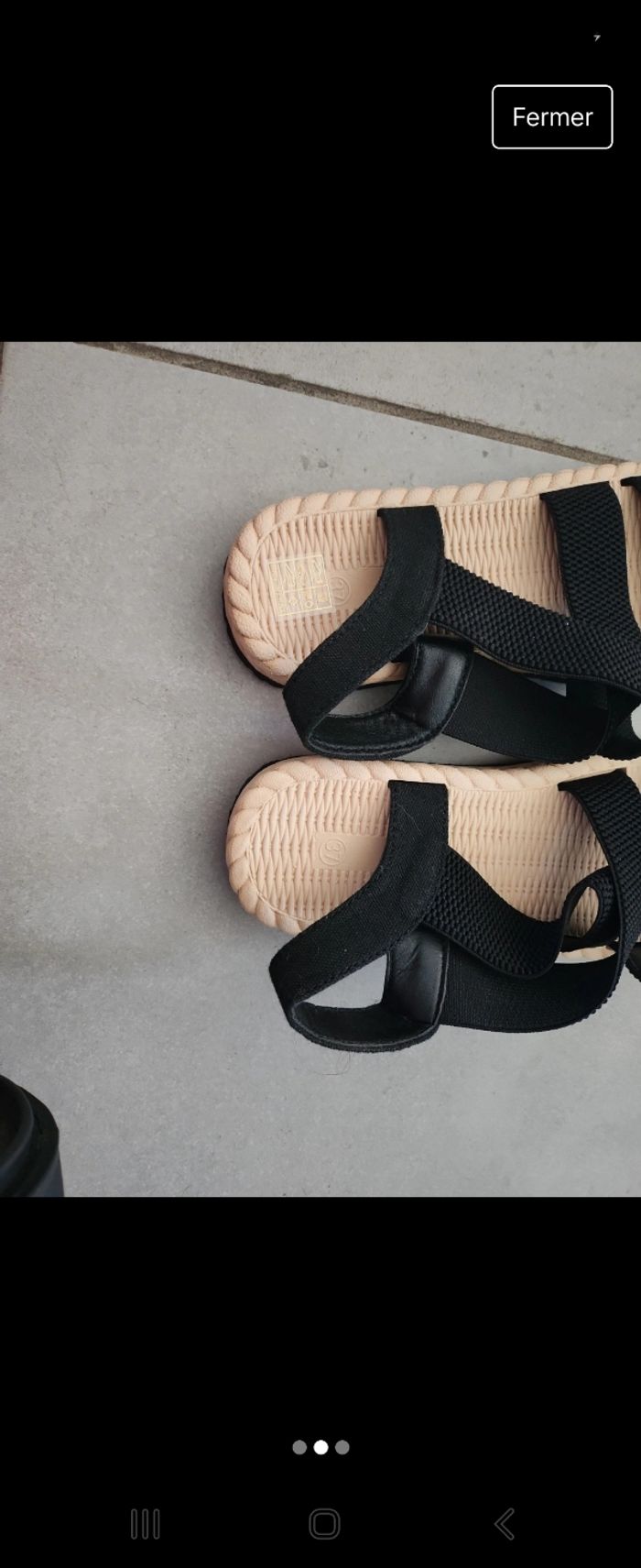 Sandales noirs et beiges - photo numéro 2