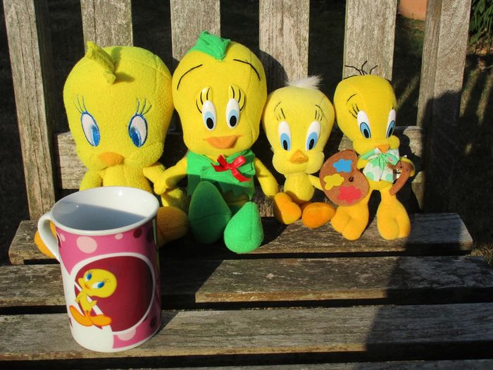 lot titi:mug neuf,peluches tb état,une de 1993 - photo numéro 3