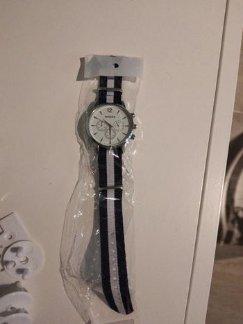 Montre style plage