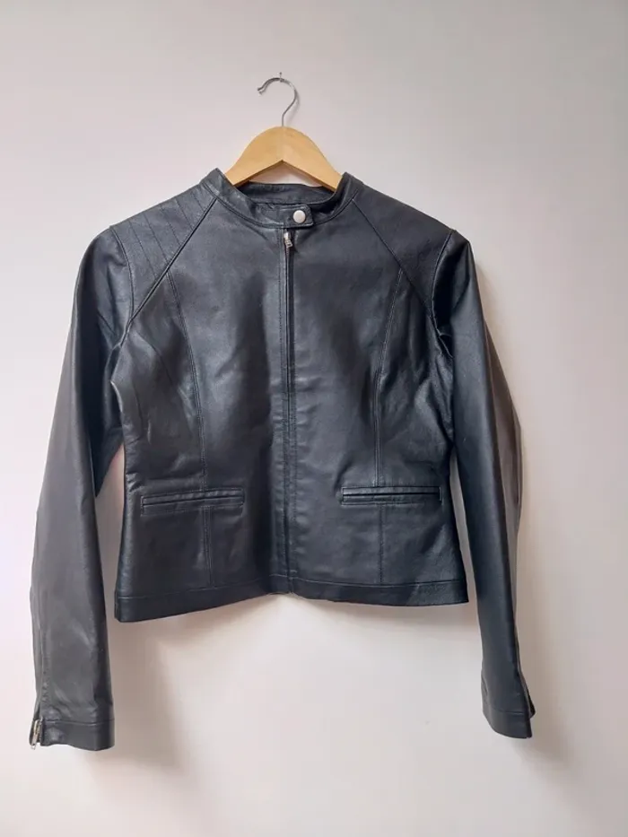 Perfcto en cuir noir Chose Promise 38