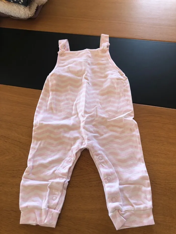 Lot de vêtements bébé fille 6 mois au 24 mois - photo numéro 4