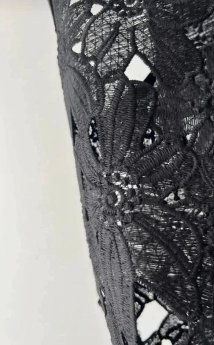 Jolie robe de plage en broderie anglaise noir taille M - photo numéro 5