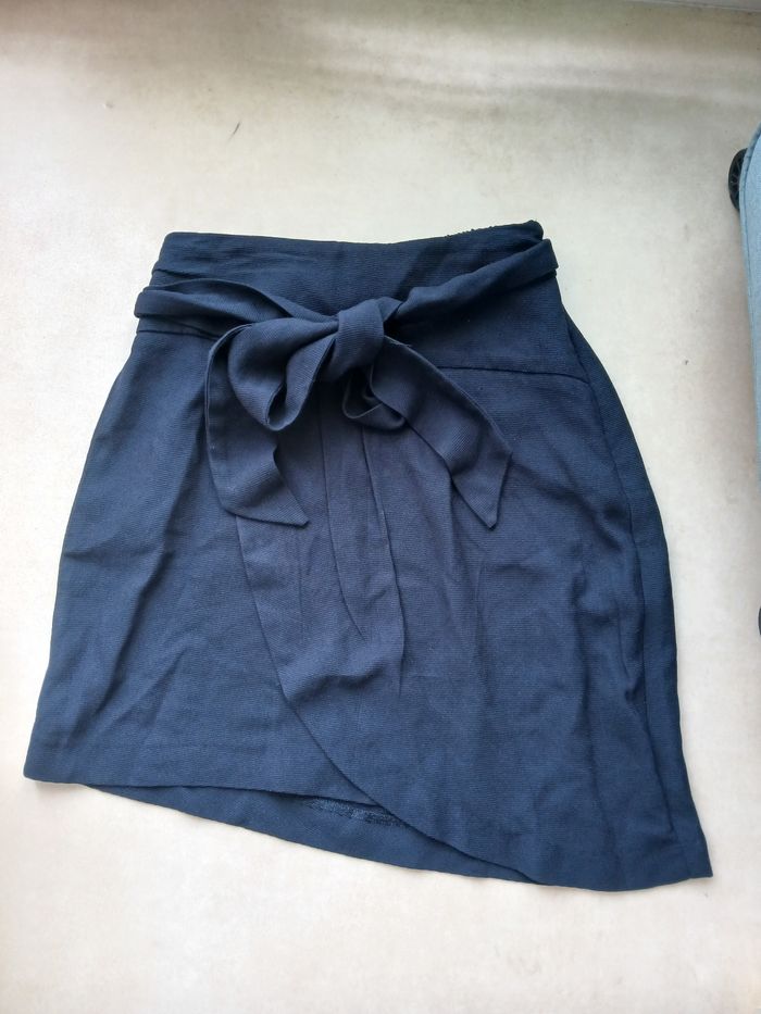 Jupe zara taille XS - photo numéro 2