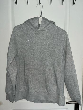 Pull Nike