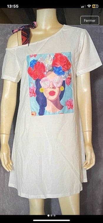 Robe blanche avec tissu devant motifs femme taille L