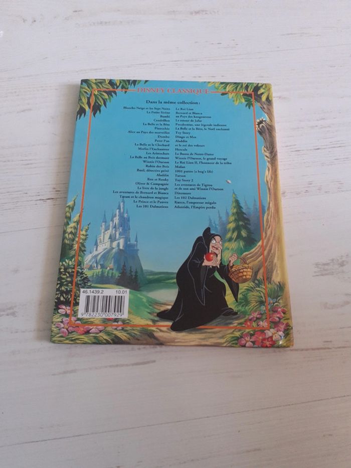 Livre Blanche-Neige et les sept Nains Hachette édition - photo numéro 2