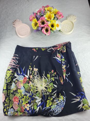 Jupe portefeuille zara basic imprimé fleurs-taille 38