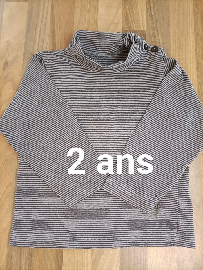 Tee-shirt manches longues col roulé rayé marron noir 2 ans - photo numéro 1