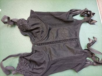 Bustier porte-jarretelles noir 90B