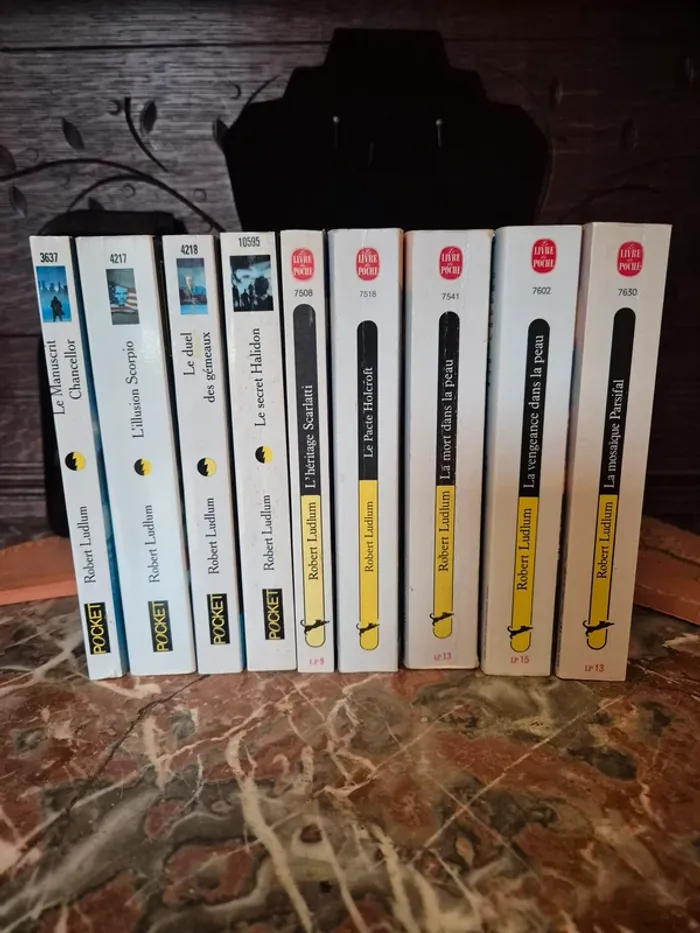 📚 Robert Ludlum - 9 romans 📚 - photo numéro 11