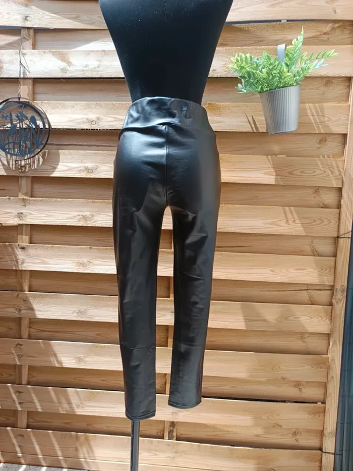 Legging simili taille M - photo numéro 7
