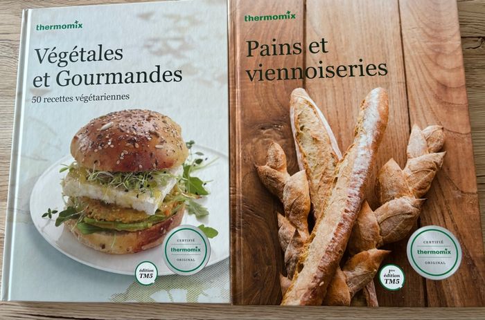 2. Livres cuisine Thermomix.