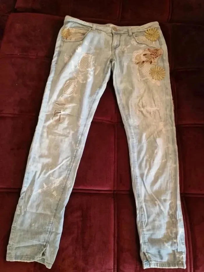 Jean brodé et patchwork Bray Steve Alan - Taille 40 - Très bon état - photo numéro 2