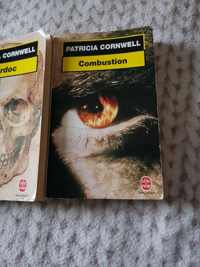 lot de 3 romans de Patricia Cornwell - Tomes 7 8 et 9 - photo numéro 4
