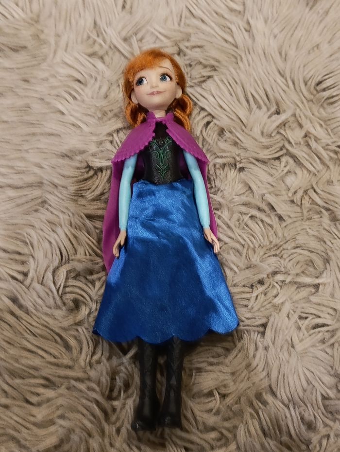 Poupée Disney Anna